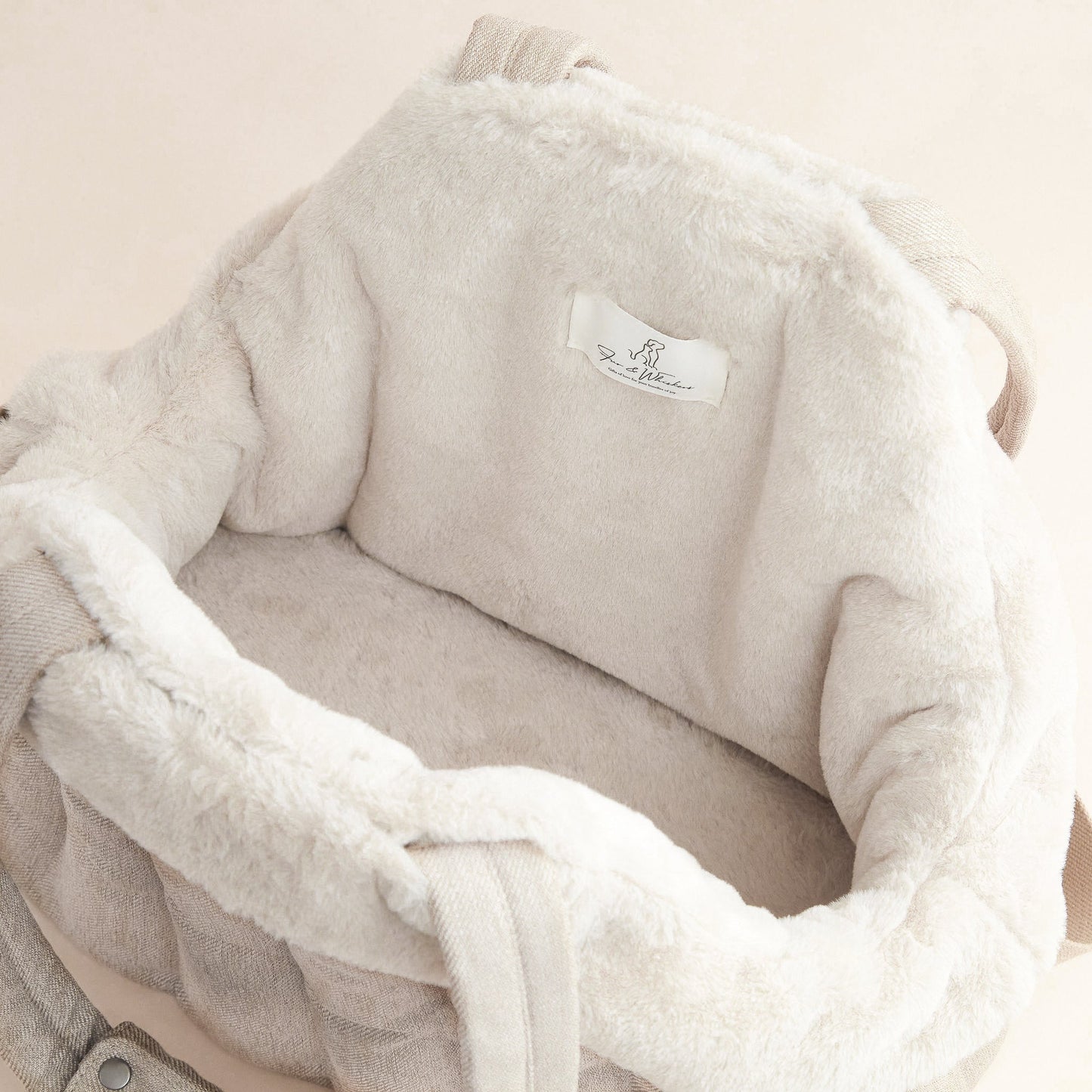Luxe Travel Carrier Set — Plush Insert & Premium Comfort-1